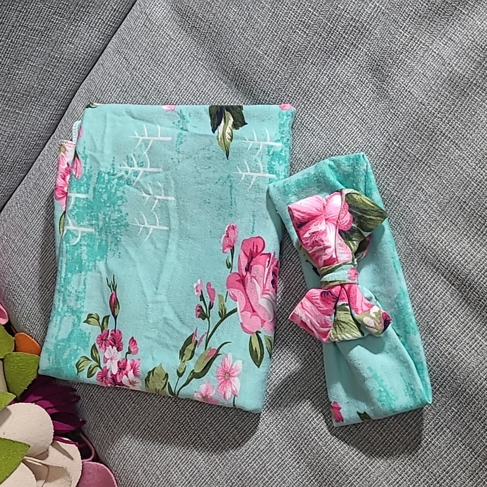 Baby's Girls Matching  Blanket and Bow / Headband